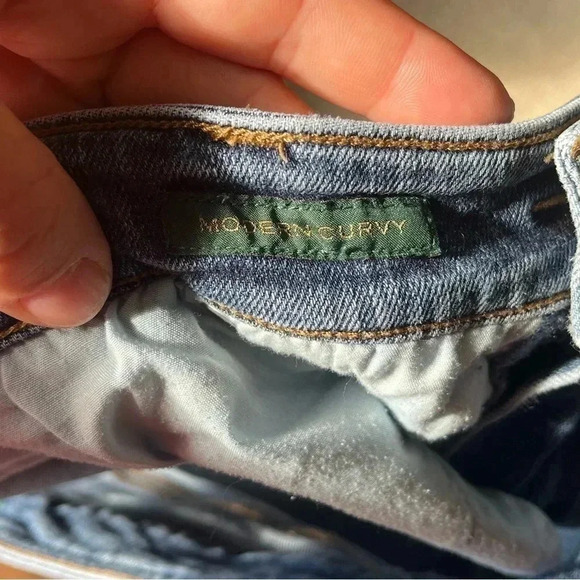 Lauren Ralph Lauren Modern Straight Curvy Jeans - Picture 6 of 8